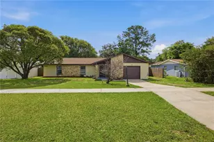 311 Marion Oaks Dr, Ocala, FL 34473 - Photo 2