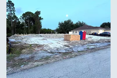 104 Homer Avenue S, Lehigh Acres, FL 33973 - Photo 4
