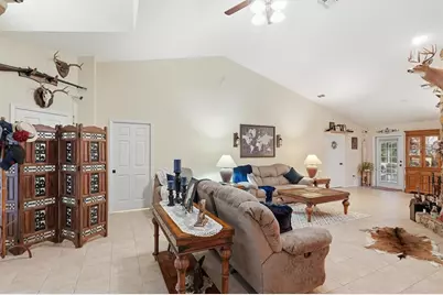 6012 Valley Spring Drive, Brooksville, FL 34601 - Photo 8