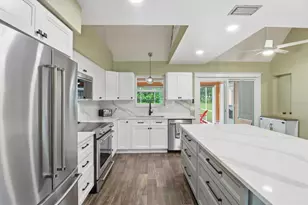 2838 E Newhaven St, Inverness, FL 34453 - Photo 10