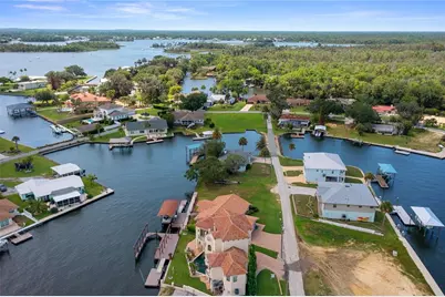 2221 N Kings Cove Point, Crystal River, FL 34429 - Photo 48