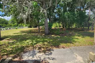 19865 SW 5th Pl, Dunnellon, FL 34431 - Photo 14