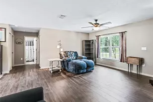4243 SE 131st Ln, Belleview, FL 34420 - Photo 8
