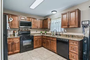 4243 SE 131st Ln, Belleview, FL 34420 - Photo 12