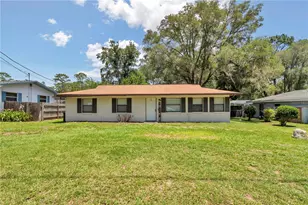 6389 E Holly St, Inverness, FL 34452 - Photo 2