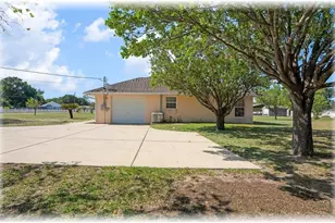 8740 SE 61st Ave, Ocala, FL 34472 - Photo 4