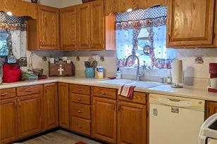11240 SE 53rd Ct, Belleview, FL 34420 - Photo 10