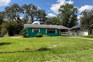 21160 SW Honeysuckle St, Dunnellon, FL 34431 - Photo 1