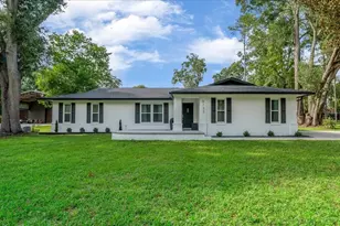 6133 SE 123rd Ln, Belleview, FL 34420 - Photo 2