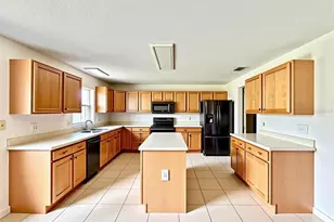 24301 SW 6th Pl, Newberry, FL 32669 - Photo 6