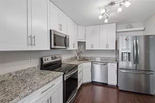 5727 Biscayne Ct, New Port Richey, FL 34652 - Photo 4