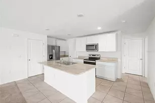 6484 SE 4th Ln, Ocala, FL 34472 - Photo 4