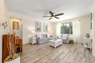 9300 SW 70th Loop, Ocala, FL 34481 - Photo 8