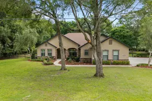3 Hialeah Dr, Ocala, FL 34482 - Photo 2