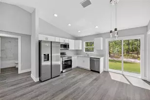 24388 NW Geranium Ave, Dunnellon, FL 34431 - Photo 8