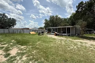 10360 SE 131st Ln, Ocklawaha, FL 32179 - Photo 2