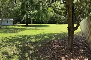 142 NW 2nd Ave, Williston, FL 32696 - Photo 10