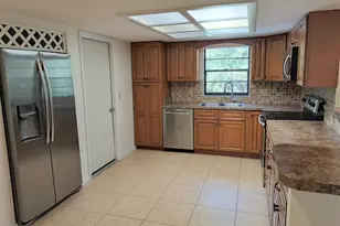9731 SW 200th Ct, Dunnellon, FL 34431 - Photo 8
