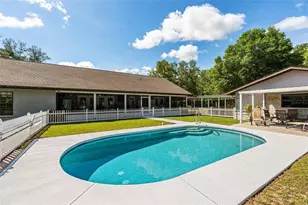 10871 SE County Rd 326, Morriston, FL 32668 - Photo 2