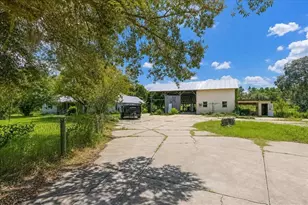 18890 SW 44th St, Dunnellon, FL 34432 - Photo 8