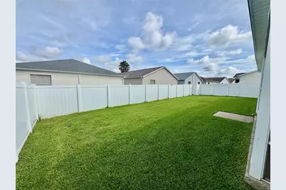 892 Nash Loop, The Villages, FL 32162 - Photo 4