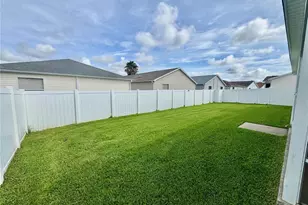 892 Nash Loop, The Villages, FL 32162 - Photo 4