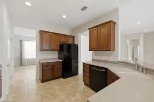 12716 SE 91st Terrace Rd, Summerfield, FL 34491 - Photo 10