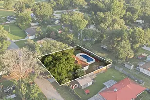 5611 NE 5th Pl, Ocala, FL 34470 - Photo 2