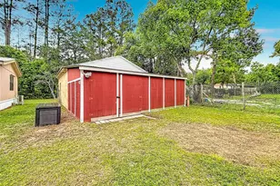 4300 NE 132nd Ct, Silver Springs, FL 34488 - Photo 32