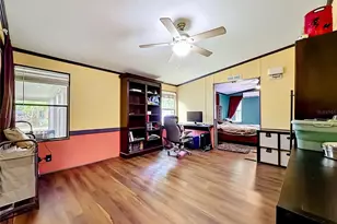 4300 NE 132nd Ct, Silver Springs, FL 34488 - Photo 6