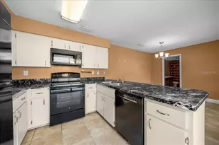 2142 NE 45th Ave, Ocala, FL 34470 - Photo 16