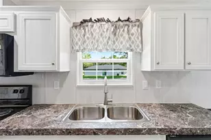 11086 SW 107th St, Dunnellon, FL 34432 - Photo 14
