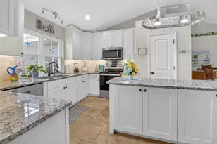 8160 SE 164th Pl, Summerfield, FL 34491 - Photo 10
