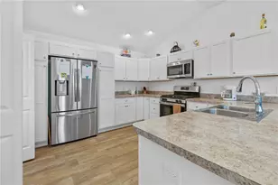 3561 Cochran St, The Villages, FL 32163 - Photo 8