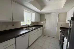 10235 SE 178th Pl, Summerfield, FL 34491 - Photo 4