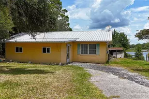 16885 SE 71 St, Ocklawaha, FL 32179 - Photo 4