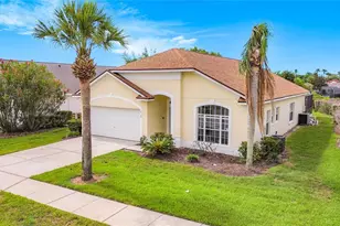 16706 Hidden Spring Dr, Clermont, FL 34714 - Photo 2