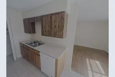 1915 SW 70 Terrace #B, Gainesville, FL 32607 - Photo 6