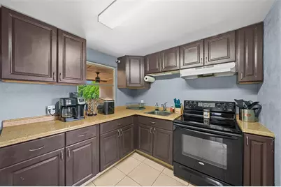 1300 Sherman Avenue, Tavares, FL 32778 - Photo 18
