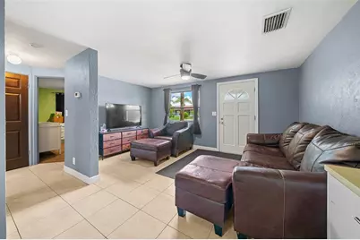 1300 Sherman Avenue, Tavares, FL 32778 - Photo 14