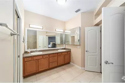 562 Allenwood Loop, The Villages, FL 32162 - Photo 18