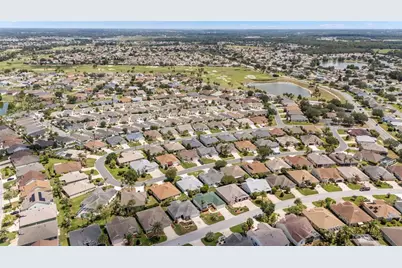 562 Allenwood Loop, The Villages, FL 32162 - Photo 40