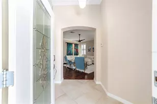 562 Allenwood Loop, The Villages, FL 32162 - Photo 2