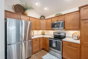 3251 Peterson Pl, The Villages, FL 32163 - Photo 10