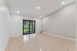 1575 Bunker Hill Ct, Titusville, FL 32796 - Photo 4