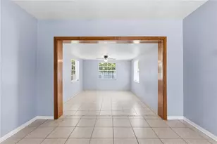 998 W 68th St, Hialeah, FL 33014 - Photo 14