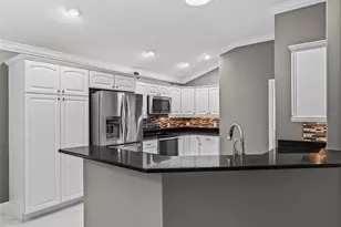3556 Mistletoe Ct, The Villages, FL 32163 - Photo 22
