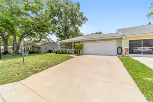 8707 SW 95th Ln, Ocala, FL 34481 - Photo 2