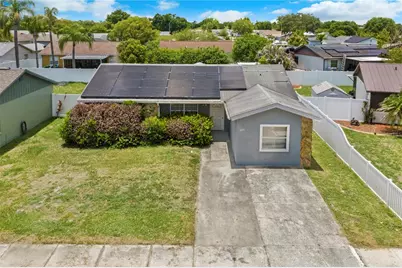 1029 Pine Ridge Circle, Brandon, FL 33511 - Photo 2