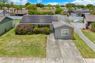 1029 Pine Ridge Cir, Brandon, FL 33511 - Photo 2